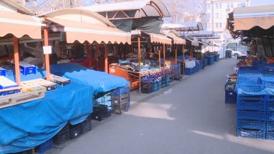 "Няма накъде": Как се справят работещите на открито в мразовитите дни