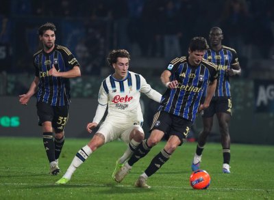 Дебют за Росен Божинов за Пиза в равенство с Аталанта