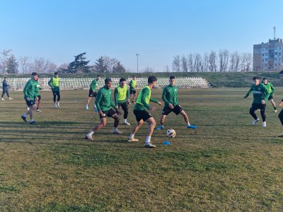 Берое спечели първата си зимна контрола