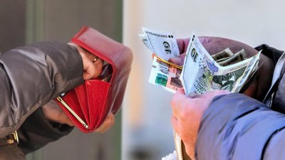 Над 58 от левовете в обращение са изтеглени Трендът е