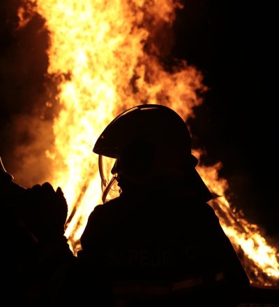 Двама души са обгазени след пожар в къща в столичния квартал &ldquo;Левски&rdquo;