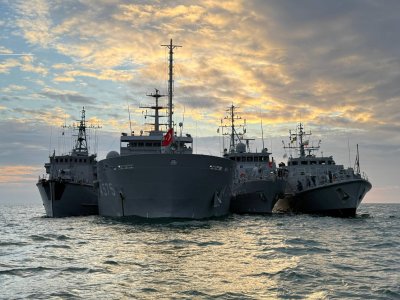 Корабите от Военноморската противоминна група в Черно море напуснаха пристанище