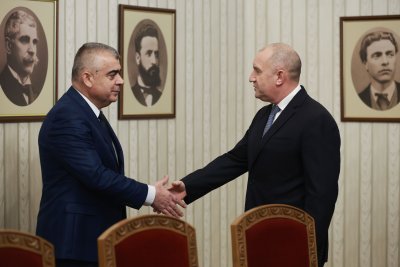 НА ЖИВО: Коментар на АПС след като върнаха третия мандат неизпълнен
