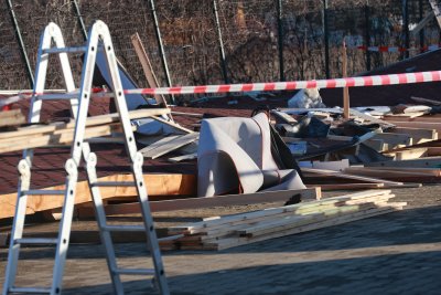 Тежък инцидент в София млад мъж загина след като хале