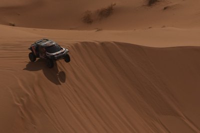 Насер Ал-Атия продължава да крачи към титлата на Рали Дакар