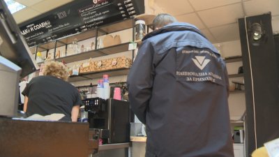 Проверките на данъчните продължават По сигнал в центъра на София