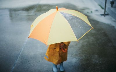 Лошото време затваря училищата в Атина и област Атика