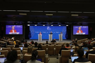 Европейският съюз има сериозни съмнения относно редица елементи в устава