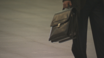 Арестуваха общински съветник в София като член на група за изнудване на длъжници