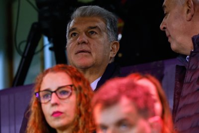 Жоан Лапорта насрочи избори в Барселона за средата на март