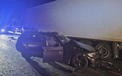 9-Year-Old Child Killed in Serious Crash Between Car and Lorry on the Pass of the Republic