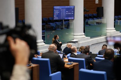 Отново провал на пленарното заседание на Народното събрание днес След