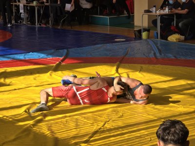 Българските национали постигнаха победи на Държавното първенство по борба