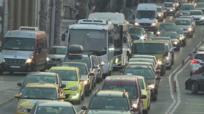 Средно 118 часа годишно губят в задръствания пловдивчани