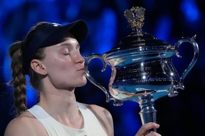Елена Рибакина е новата кралица на Australian Open след трисетова битка със Сабаленка