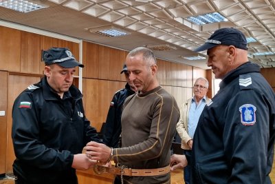 Назначиха нови експертизи на обвинения в убийство на екопътека "Невястата" край Смолян