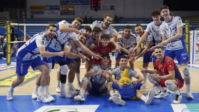 Мартин Атанасов с 14 точки за шестата победа на Монца в италианското волейболно първенство