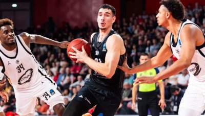 Силен Йордан Минчев с екипа на Кемниц в Еврокъп