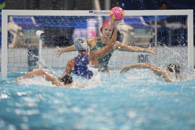 Нидерландия защити европейската си титла по водна топка за жени