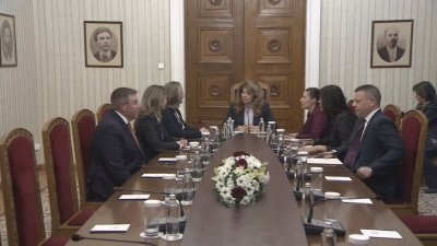 НА ЖИВО: Президентът Илияна Йотова започва консултациите с ГЕРБ-СДС