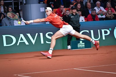 България започна битката с Белгия за Купа Дейвис със загуба