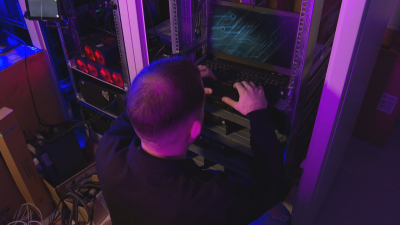 Трима души са с повдигнати обвинения след удара по едни от най-големите торент сайтове у нас