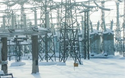 На тъмно и студено: Лошото време прекъсна тока на болницата в Гълъбово