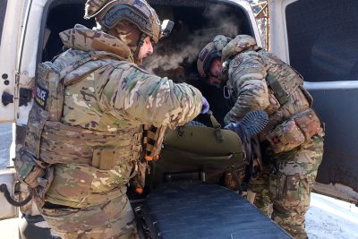 Преговорите за мир: Втори ден продължават срещите между САЩ, Украйна и Русия в Абу Даби