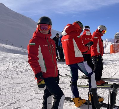 Националите по сноуборд тренираха в Ливиньо