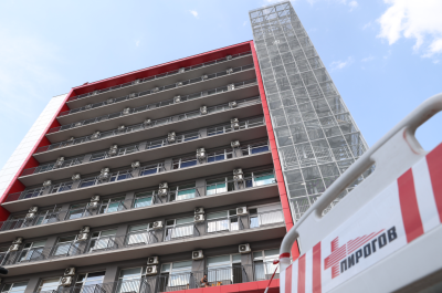 Стабилизирано е състоянието на 15-годишната пациентка, намушкана вчера в София