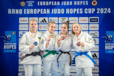 София Маврова стана шампионка на Европейската купа по джудо за кадетки в Рим