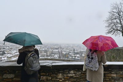 Проливни дъждове и бурни ветрове се очакват в Италия от