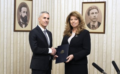 President Iotova Hands Mandate to Andrey Gyurov to Form Caretaker Government