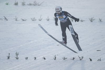 Владимир Зографски се нареди на 19-о място в първата официална тренировка за състезанието на голямата шанца