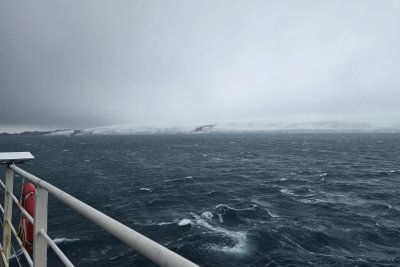 Тридесет и четвъртата българска антарктическа експедиция е ударена от най