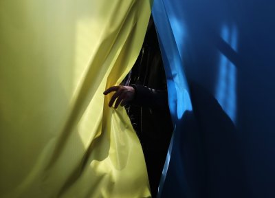 Украйна е започнала да планира президентски избори заедно с референдум