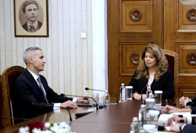 Президентът Йотова ще приеме утре кандидата за служебен премиер Андрей Гюров