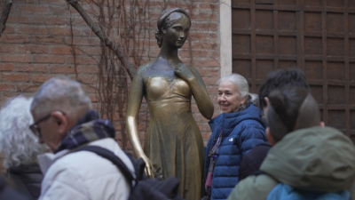 Докато зимният олимпийски сезон в Италия се приближава към романтичен