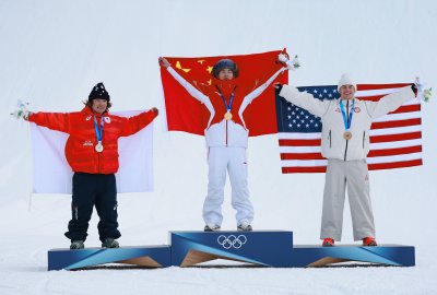 Имин Су си подари златен медал навръх рождения си ден