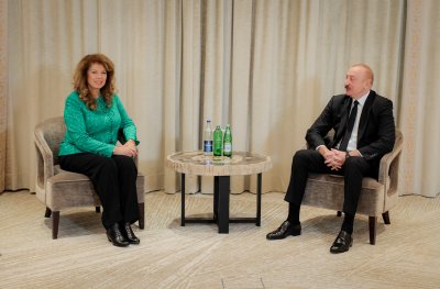 Президентите Илияна Йотова и Илхам Алиев обсъдиха енергийното сътрудничество между България и Азербайджан