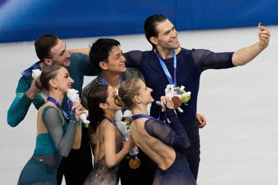 Шест комплекта медали бяха раздадени в десетия ден на Зимните игри в Милано/Кортина