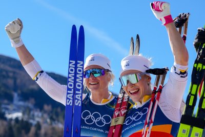 Швеция спечели олимпийската титла в спринта на ски бягането при жените