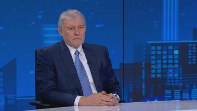 Румен Христов от ГЕРБ СДС заяви че президентът Румен Радев