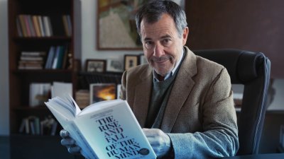 Прадядо му бил министър в първото правителство на Чехословакия и