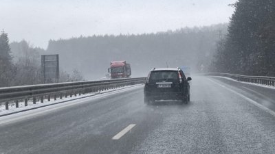 Код жълто и код оранжево за дъжд сняг силен вятър