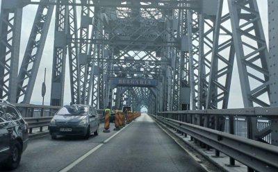 Traffic on Danube Bridge Will Be Halted at Short Intervals between 11:00 and 14:00