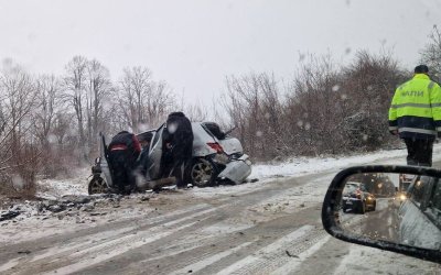 Сериозни проблеми по пътищата в Северозападна България заради снега който