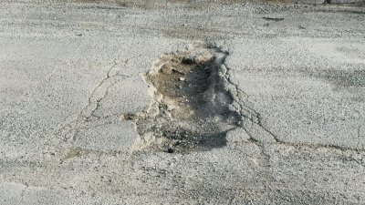 Отново протест за лош път - хората искат основен ремонт на пътя Карнобат - Шумен