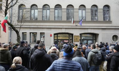 Beneath the Windows of the Supreme Judicial Council: Plenum of Senior Magistrates Held Amid Protests