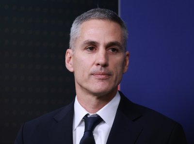 Премиерът Андрей Гюров свиква среща с министри заради сметките за ток и цената на водата